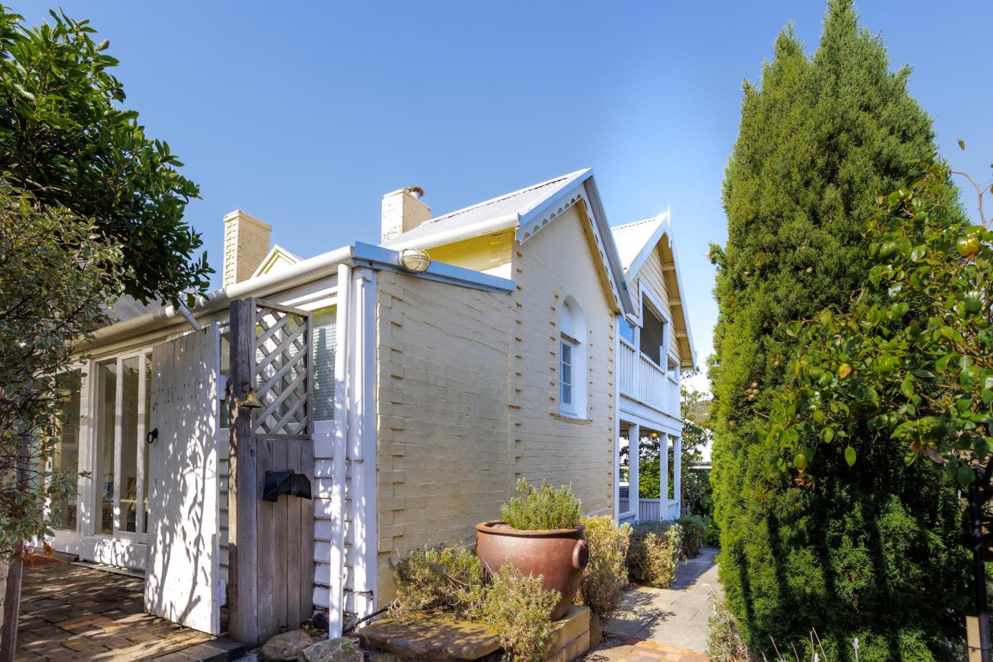 Wollaston House By The Bnb Collection 올버니 외부 사진